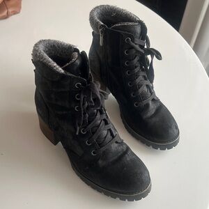 Carlos Santana Black Lace-Up Ankle Boots block heel size 9
